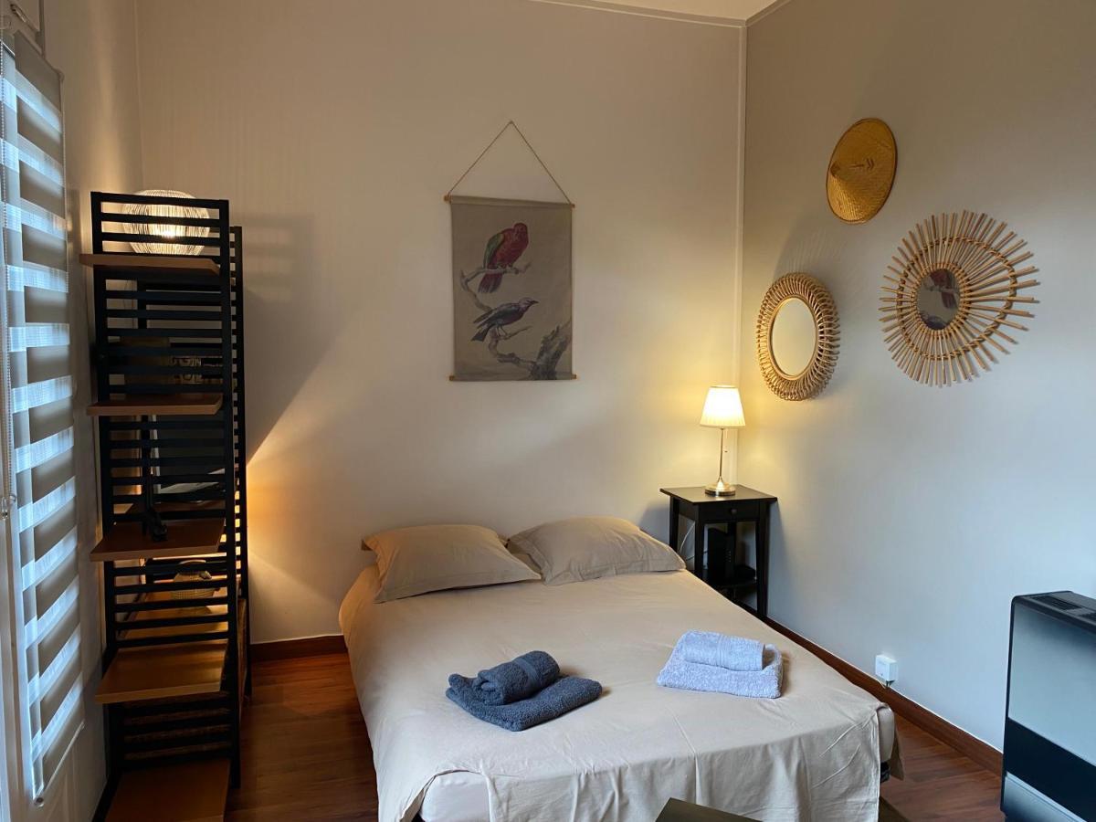 Le Balcon De Jules - Charmant Pied-A-Terre - Parking Possible Pour Vehicule De Moins De 4,40 M De Long Apartment Lyon Ngoại thất bức ảnh